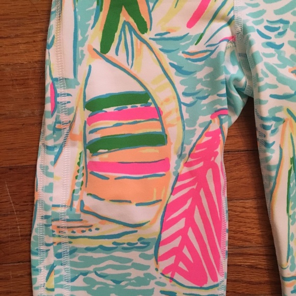 Lilly Pulitzer NWT You Gotta Regatta Luxletic- XXS - Picture 3 of 8